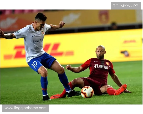 鲁能与天津权健激战正酣中超赛场再掀风云之战