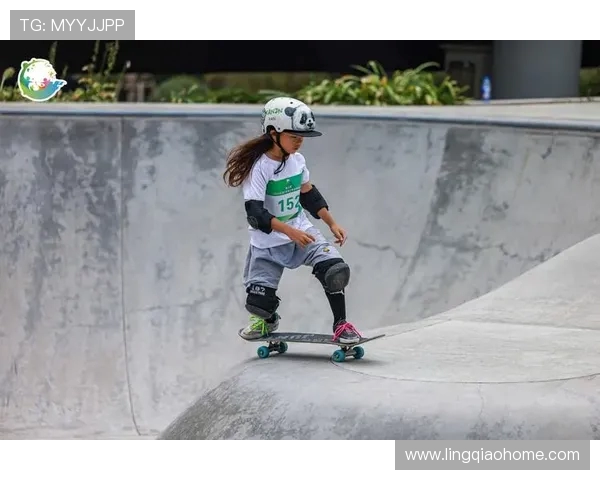 成都攀岩队在滑板精英赛中的战术表现分析与点评