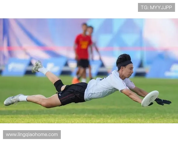 成都飞盘队战术解析与对手策略的深度对比分析